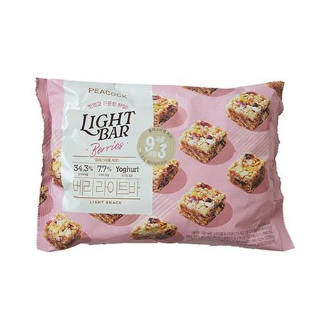 Peacock Berry Light Granola Bar 288g Japanese Snacks Packaging