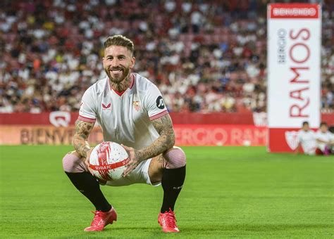 Mendilibar Y Sergio Ramos Uno De Los Se Va Del Sevilla