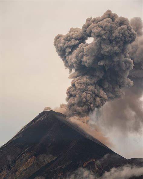 February 20, 2023. EN. Ecuador : Cotopaxi , Chile : Lascar , Colombia ...