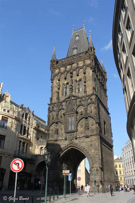 Tour poudrière Prague La Tour poudrière construite vers Flickr