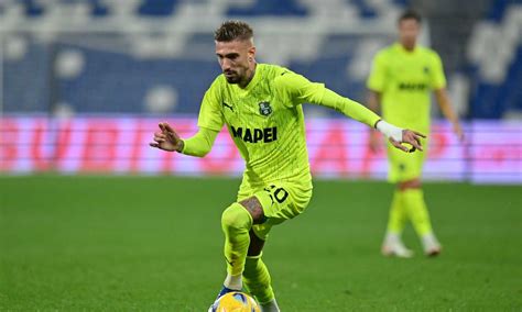 Sassuolo Genoa formazioni ufficiali fuori Berardi c è Castillejo