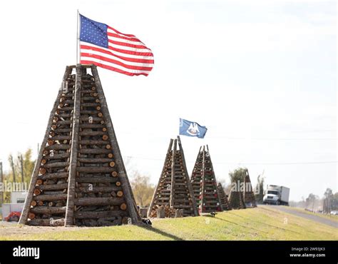 Reserve Usa 23rd Dec 2023 A Group Of Bonfires Line Up The Levee On