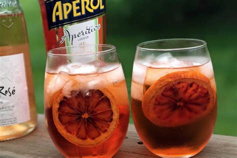 I Place Aperol Spritz Cocktailuri Pe Care Neap Rat Trebuie S Le