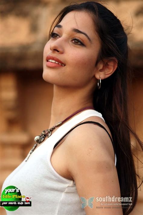ACTRESS PHOTO COLLECTION ACTRESS THAMANNA HOT PHOTO COLLECTION