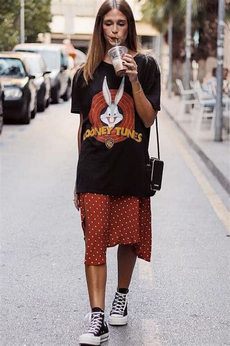 Look Com Camiseta Feminina - Look com camiseta feminina: +33 ideias do básico ao estiloso - Se a ...