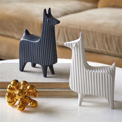 18 Decorative Animal Objects That Blur The Line Between Toys And Decor ...