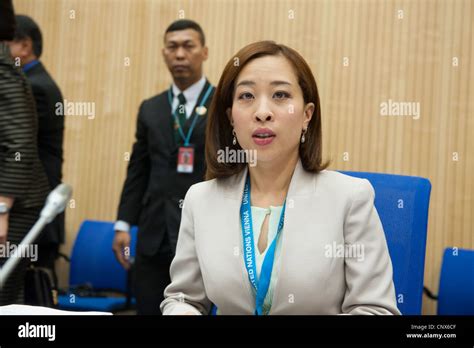 Princess bajrakitiyabha mahidol Banque de photographies et d’images à ...