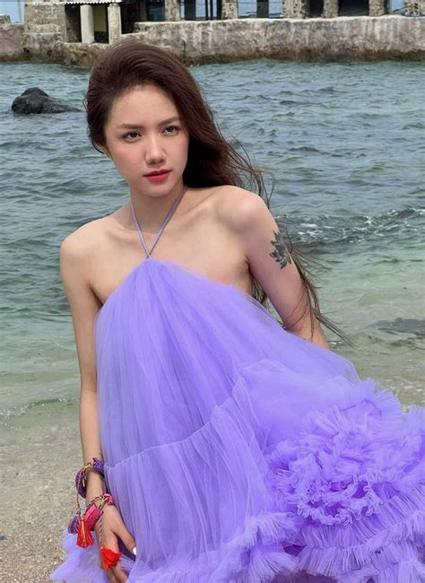 152 Ảnh Phương Ly Sexy Mặc Bikini Khoe Dáng Ngon GenZ Relax