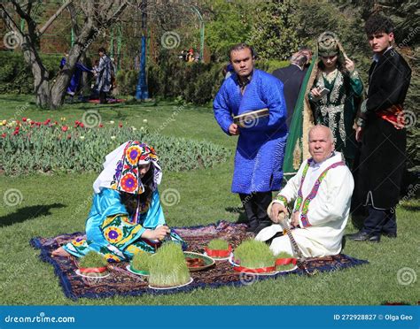 Dushanbe,Tajikistan People in Traditional National Tajik Costumes ...