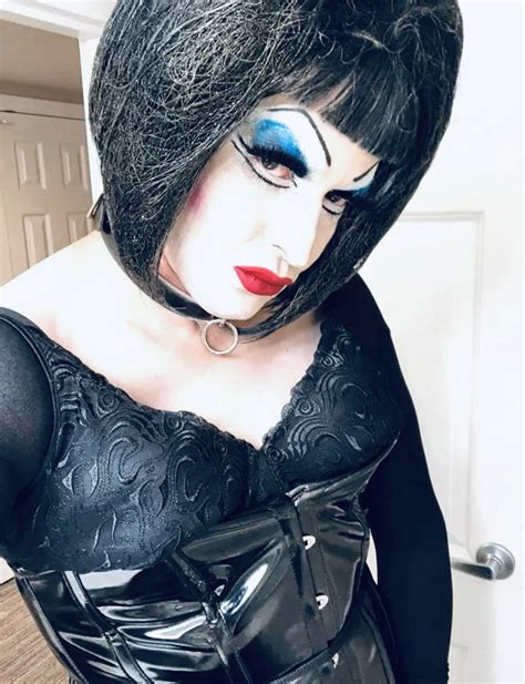 Makeup Slut In Winter 35 Nude Pics XHamster