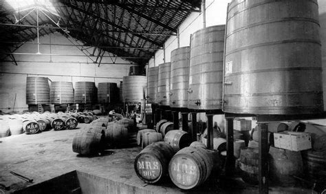 La historia de Vermut Rofes en Reus, Tarragona. Inicio de 4 generaciones