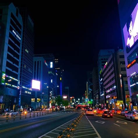 강남의 밤거리 Night View Of Gangnam Night Views Instagram