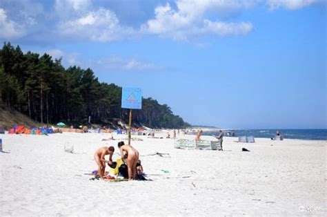 Plaża naturystów w Dębkach nad Morzem Bałtyckim plaża na plazujemy pl