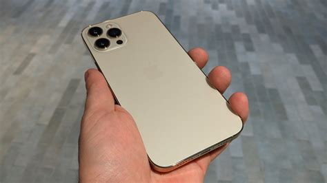 iPhone 12 Pro Max Primeiras impressões do aparelho fora da caixa