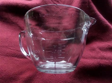 Pampered Chef 8 Cup 2 Liter Glass Mixing Measuring Bowl Ebay