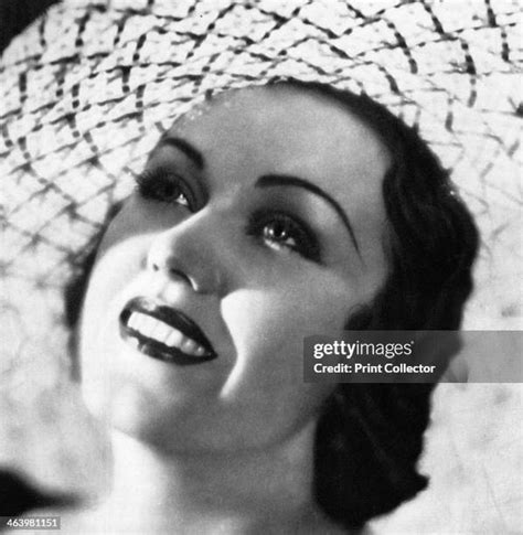 Vina Fay Wray Photos And Premium High Res Pictures Getty Images