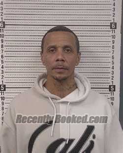 Recent Booking Mugshot For STEVE THOMAS CARLTON In Caldwell County