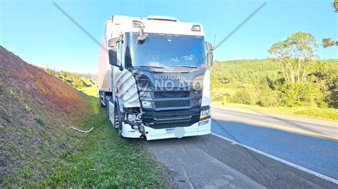 Homem Morre Ap S Ser Atropelado Por Carreta Na Br Em Lages