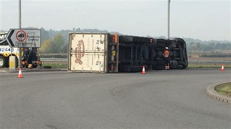 Bedfordshire Overturned Lorry Causes Disruption Near M Bbc News