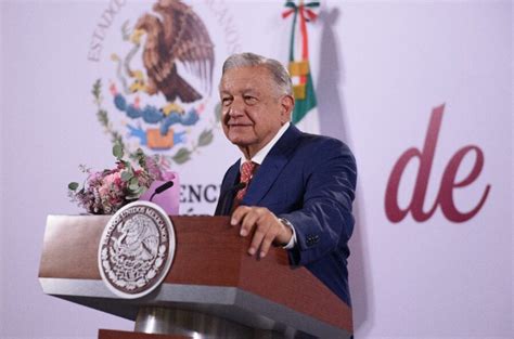 En El D A Del Maestro Amlo Anuncia Aumento Salarial De Para Los