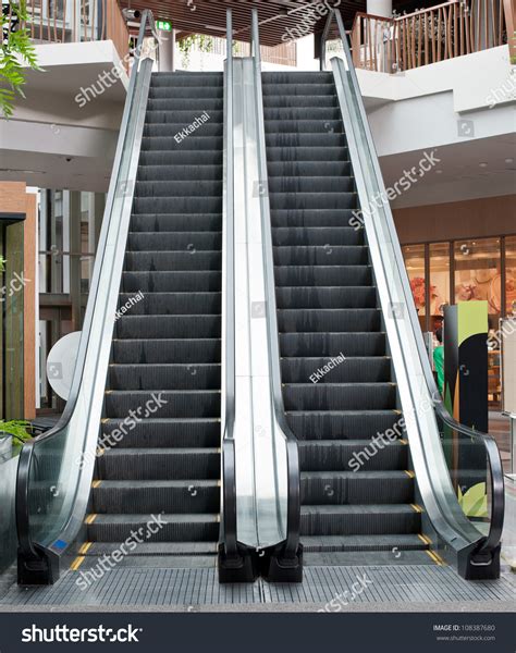 Escalator Stock Photo 108387680 Shutterstock