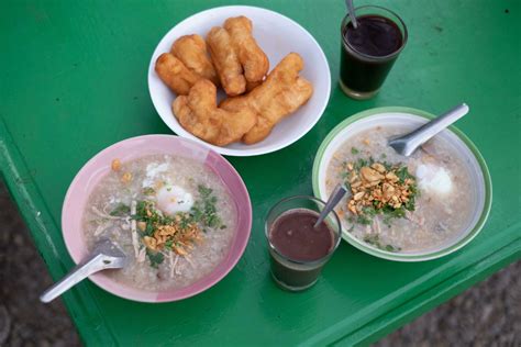 Luang Prabang Laos February 25 2023 Pracha Niyom Is One Of The