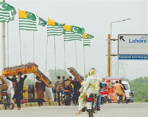 Kashmir Solidarity Day To Be Observed Today Pakistan Dawncom