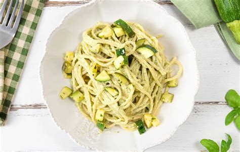 Ricetta Pasta Alle Zucchine Cremosa Il Club Delle Ricette