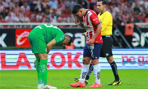 Miguel Jiménez salva a Chivas de caer ante Pachuca el partido acabó