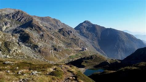 Il Lago Dall Alto Salendo Verso La Bocchetta Fotos Hikr Org