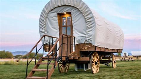 A Covered Wagon As Your Airbnb At House Mountain Retreat