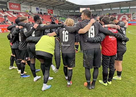 Hallescher Fc Fsv Zwickau Spieltag Fsv Zwickau