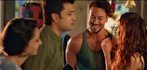 Baaghi 3 अकेले ही पूरे देश से भिड़ने जा रहे हैं टाइगर श्रॉफ देखें एक्