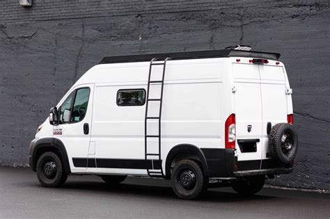 This Ram Promaster 136 High Roof Got Converted Into A Luxurious Off Grid Campervan Autoevolution