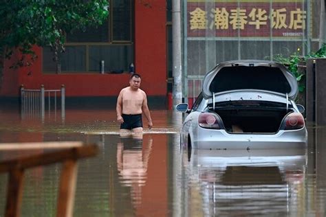 令人心碎！河北涿州被洪水淹没 民众逃离 ＊ 阿波罗新闻网