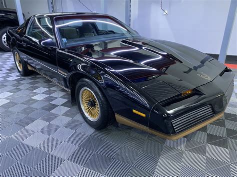 1983 Pontiac TRANS AM Firebird All Original 58 892 Kms Unique