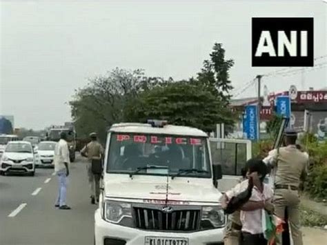 Youth Congress Workers Wave Black Flags At Kerala Cm In Ernakulam