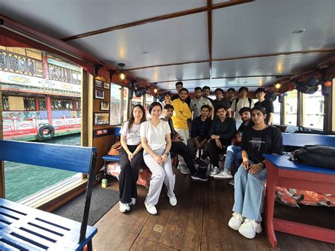 Lisa shue artworks are gaining international fame in several galleries 3