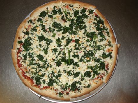 spinach pizza - TipTopTens.com