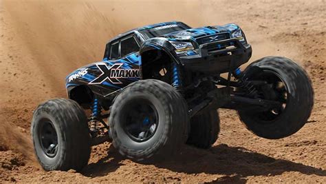 Reviewing the Traxxas X-Maxx – Does It Live Up To The Hype?