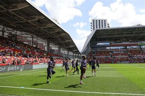 Why Brentford vs Tottenham was delayed in Premier League clash - football.london