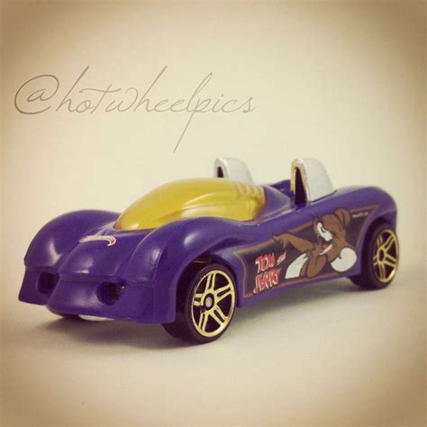 Tom And Jerry Power Pipes Hot Wheels 2015