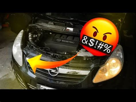 Come Cambiare La LAMPADINA Del Faro Opel Corsa D YouTube