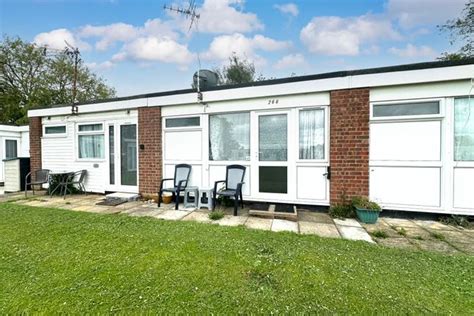 Beach Road Hemsby Great Yarmouth Nr29 2 Bedroom Property For Sale