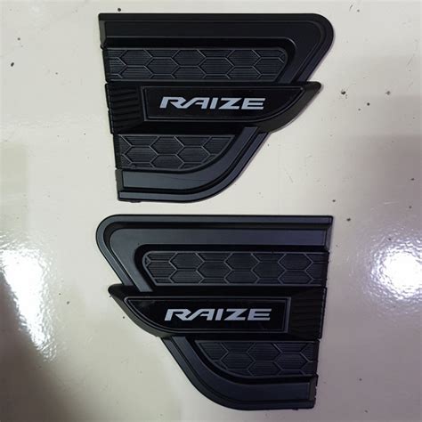 Jual Emblem Side Ventilator Hitam Doff Toyota Raize Shopee Indonesia