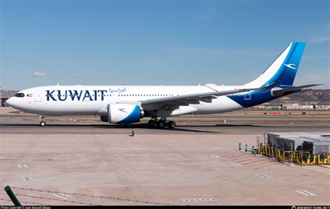 K Aph Kuwait Airways Airbus A Photo By Juan Manuel Gibaja Id