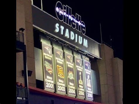 Banner Five Patriots Unveil Super Bowl LI Banner YouTube