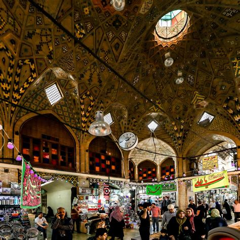 Tehran Grand Bazaar | The world's largest indoor market - Irantripedia