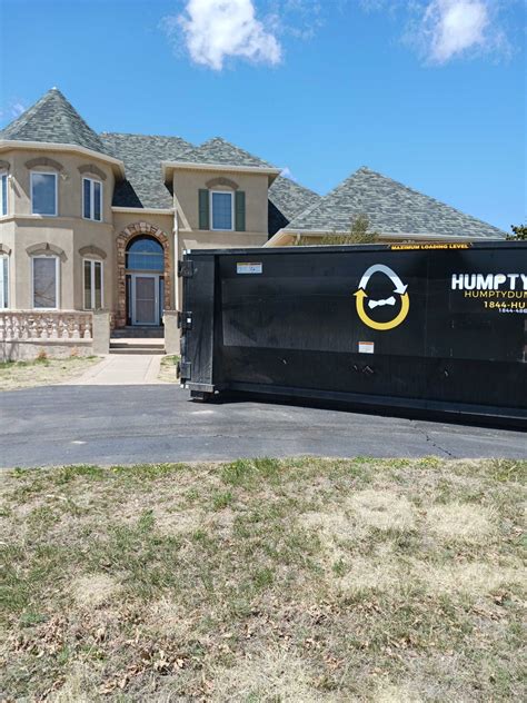 Commercial Dumpster Rentals in Aurora - Humpty Dump Roll-Offs ...