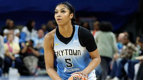 Angel Reese Fined By WNBA After Chennedy Carter S Brutal Bodycheck Of